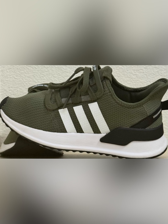adidas Shoes - Adidas U_Path Run Sneakers Olive Green Athletic Shoes Youth 4.5 (Women’s 7)